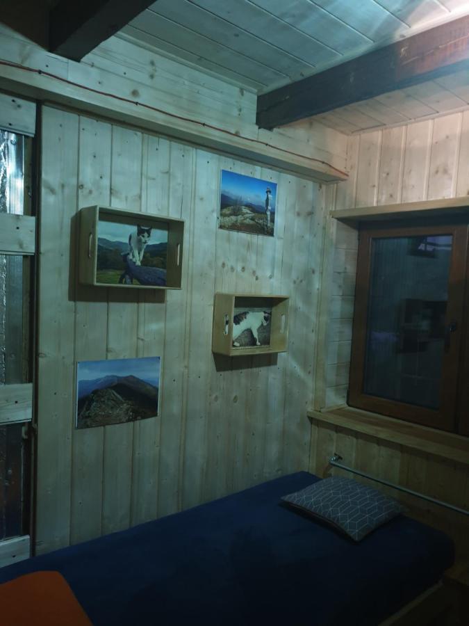 ベトリナ Bacowka Pttk Jaworzecホステル エクステリア 写真